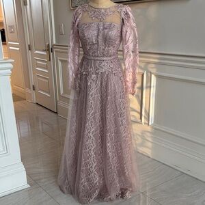 Elegant dusty rose embroidered  tulle Evening Gown